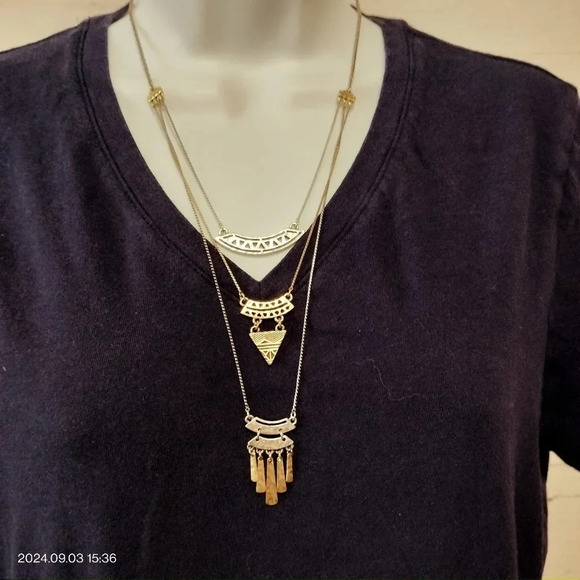 Lucky Brand Three Strand Layered Necklace Aztec Tribal Pendant Silver Tone - Picture 1 of 9